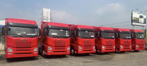 xe faw đầu kéo
