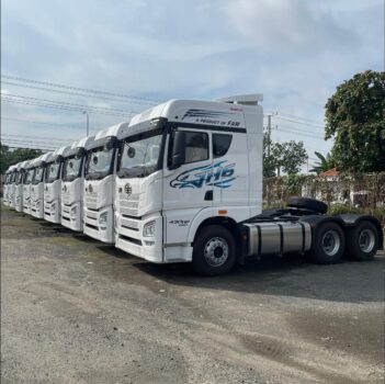 Xe đầu kéo faw 2 cầu 430